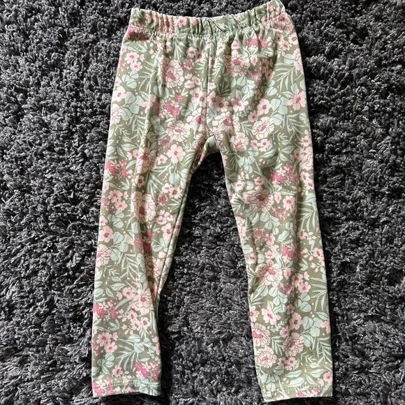 Tahari Olive Jacket with White Fleece Lining - Picture 6 of 8